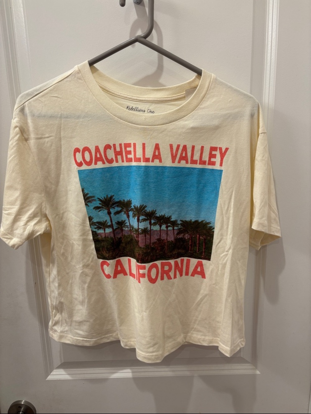 NWOT Rebellious One Cream Coachella Valley boxy Graphic Tee - XL